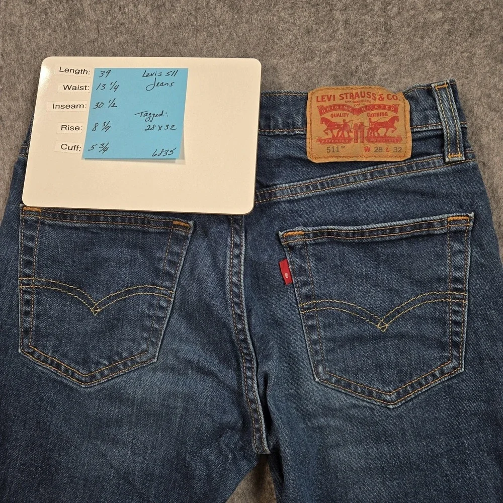 Levis 511 Jeans Mens 28x30 (tag 28x32) Blue Medium Wash Slim Taper Denim